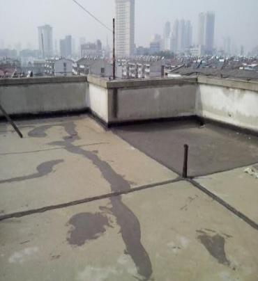 策勒漏水维修 楼顶漏水是什么原因，楼顶漏水维修方法是什么?